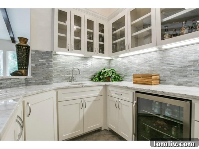 9334-Hathaway-Wet-Bar