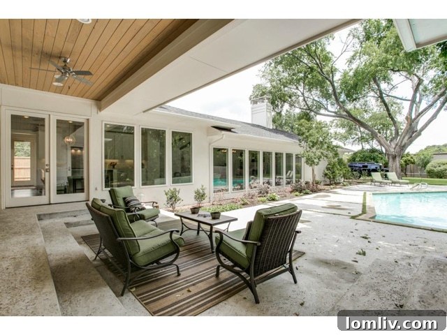 9334-Hathaway-Covered-patio