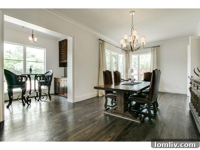 9334-Hathaway-Dining