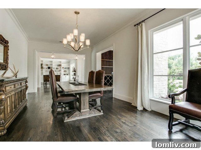 9334-Hathaway-Dining-2