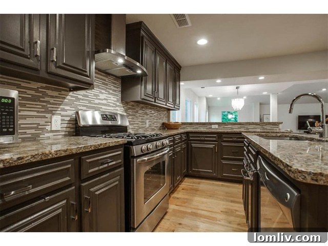 7719 Lemmonwood Kitchen Design - Bright and Functional Space