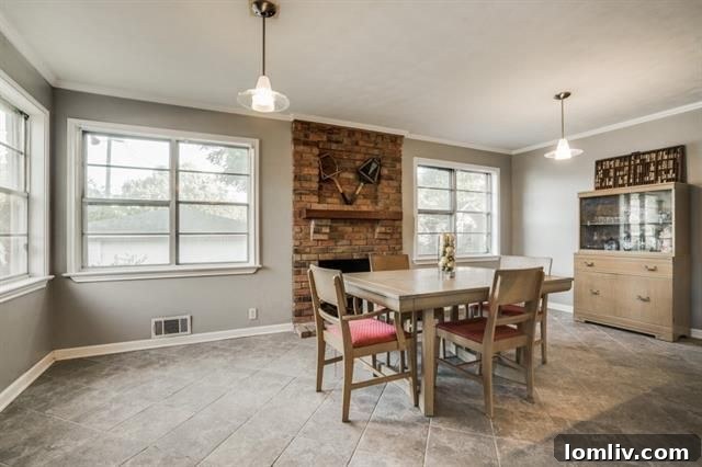 Irresistible Casa Linda Home Gone in 48 Hours 13 1735-Crowberry-M