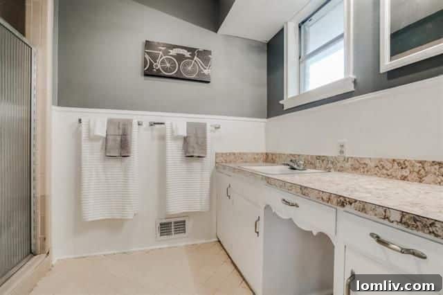 Irresistible Casa Linda Home Gone in 48 Hours 19 1735-Crowberry-A