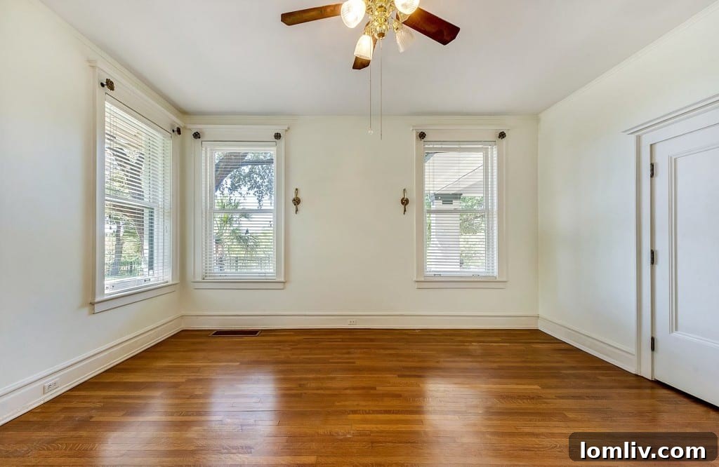 Mystical Allure of Mistletoe Heights Historic Villa 17 Spacious Bedroom Offering Comfort and Historical Elegance in Fort Worth Estate