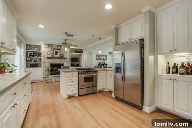 10115 Gateway Ln East Dallas Breakfast Bar