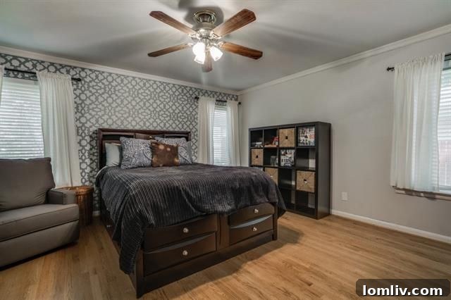 Lake Gardens Cottage Radiates Charm 16 10115 Gateway Ln East Dallas Kitchen Overview