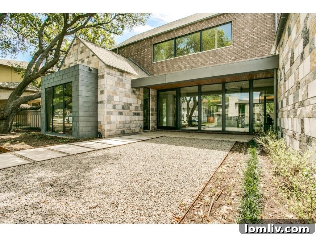 woodson-foyer-ext-1024x768