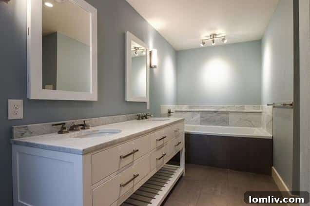 Spacious Westcliff Gem Tanglewood School District 11 Walnut Butcher Block Island and Fireplace