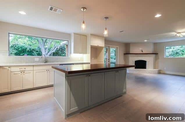 Spacious Westcliff Gem Tanglewood School District 5 Spacious Living Room Fort Worth