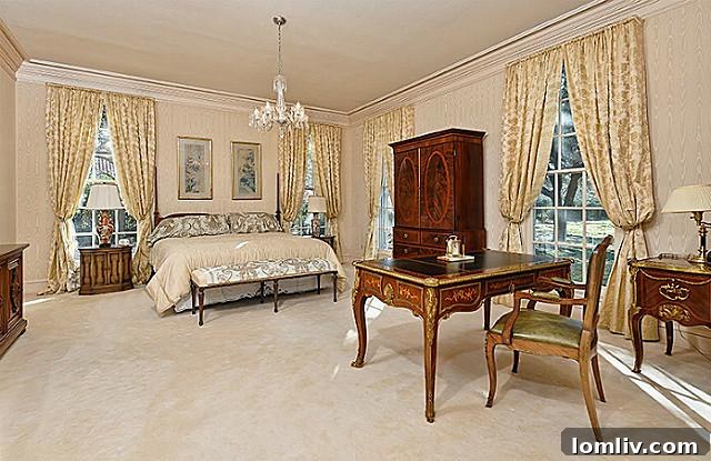 10650 Strait Lane - Pre-demolition View 8