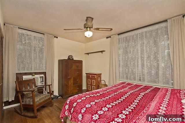 Kitchen Counter and Cabinets