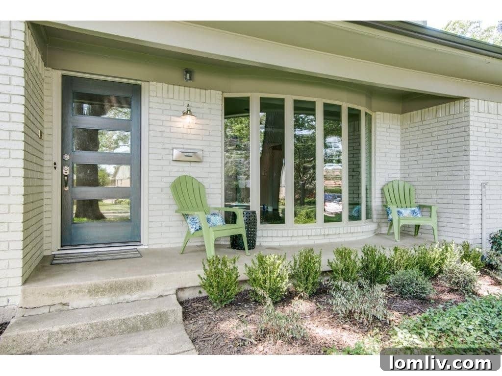 Spacious Living Area