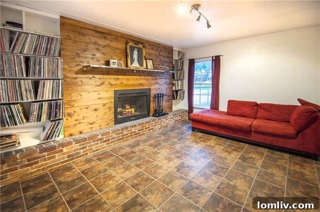 Updated Kitchen in Oak Cliff Elmwood Cottage - Dallas