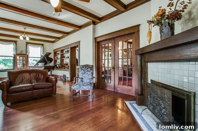 Elegant Munger Place Prairie Home Interior - Dallas Open House