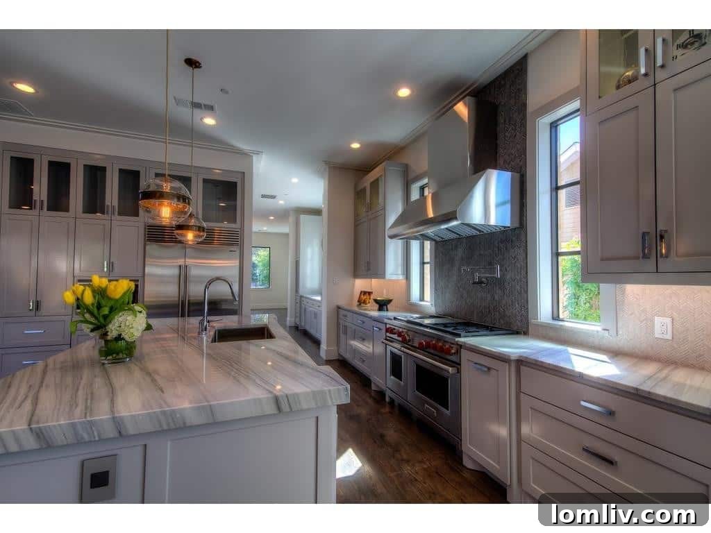 Inwood's Featured Home: Perfectly Sized Transitional on Mockingbird, Offering Parking and a Master Bath Designed to Renew You 11 81-1024x768