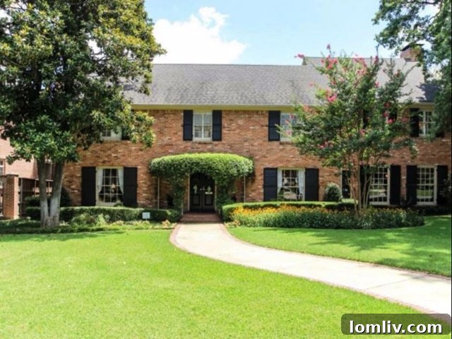 Classic colonial home in University Park, Dallas, near Hyer Elementary and Preston Center.