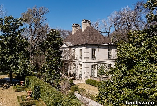 Hicks Guest House View from Master Bedroom Balcony Facing Northwest - Scenic Outlook