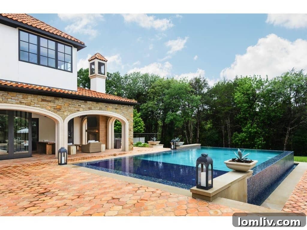 Erin Bridgehollow Luxury Home