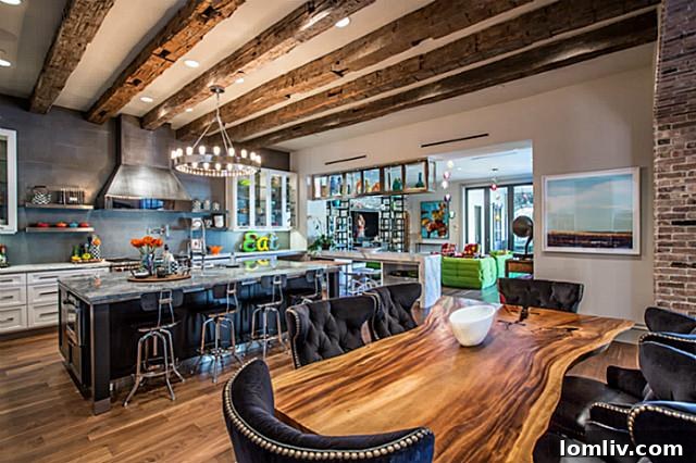 Bridgehollow Family Room