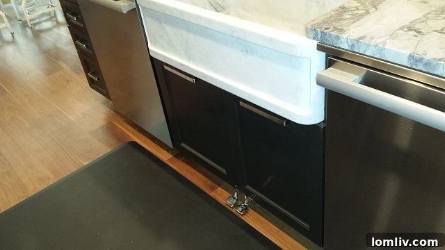 Bridge Hollow Kitchen Pedals