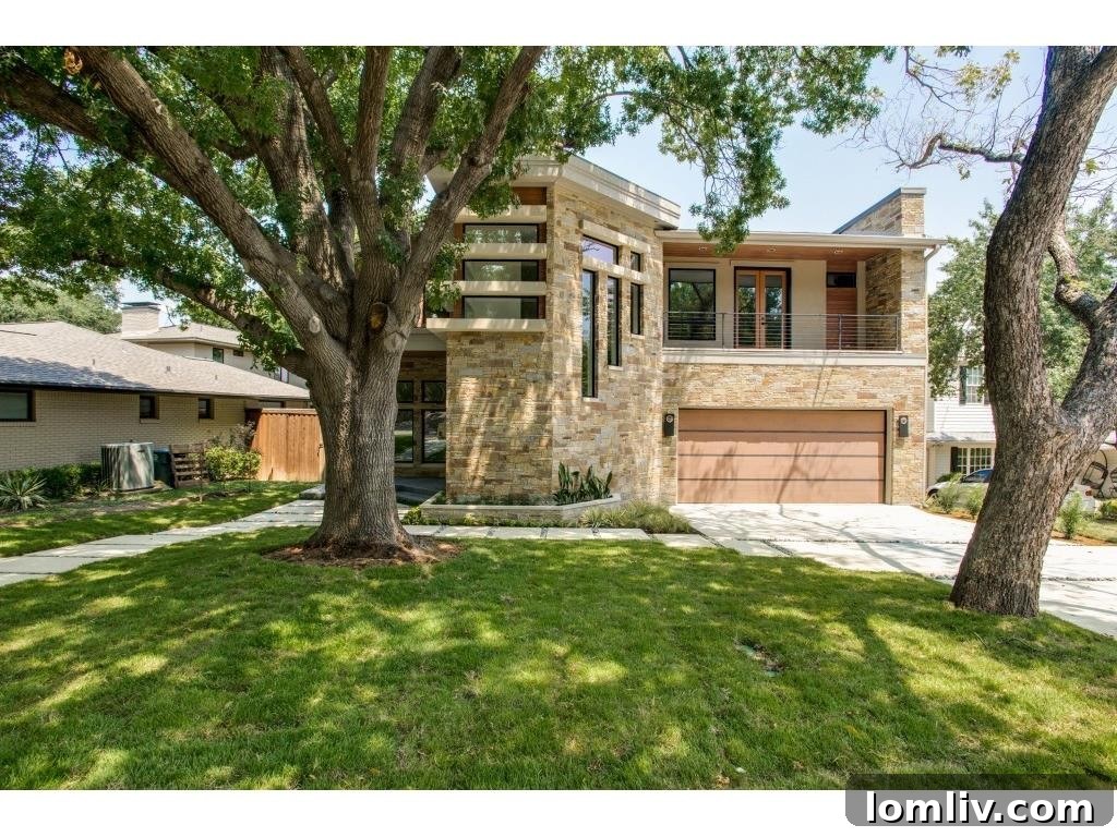 Striking Contemporary Exterior of 7119 Shook - Dallas Luxury Home