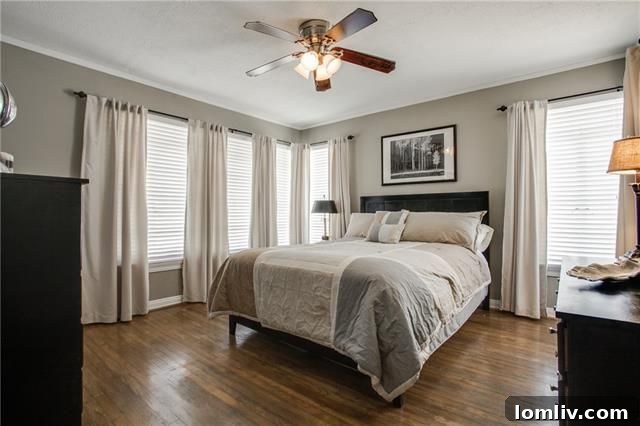 Second Living Area Opening to Deck in Dallas Home