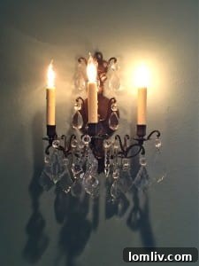 Close-up of Exquisite Millwork and Molding in Formal Area