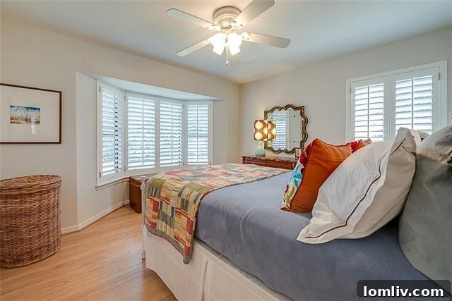 Motorized driveway gate entrance