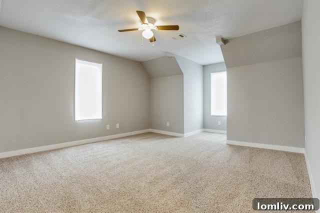 810-W.-12th-Upstairs