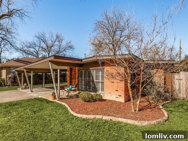 East Dallas Midcentury Oasis: Lakeside Gardens Meet Retro Chic 4 936-Peavy-u