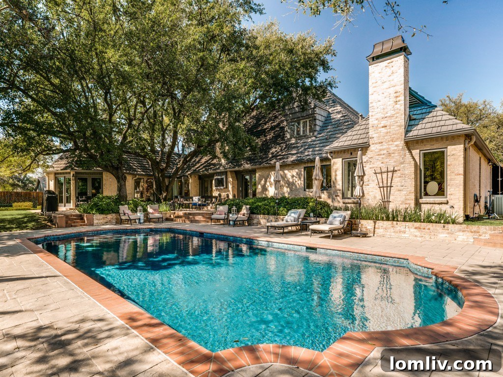 Serene Backyard Retreat with Lush Greenery and Smart Features