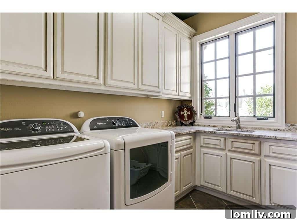 Spacious and well-equipped laundry room