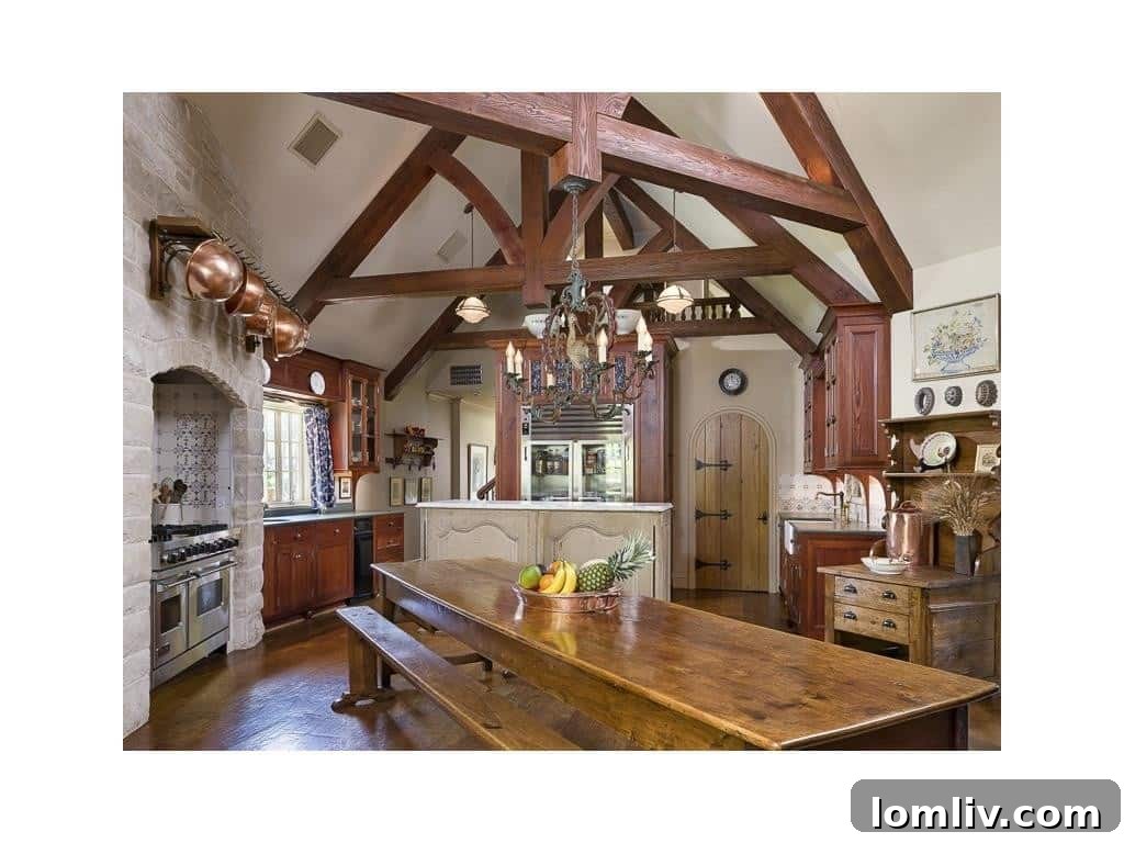 Lee Trevino Home Breakfast Nook