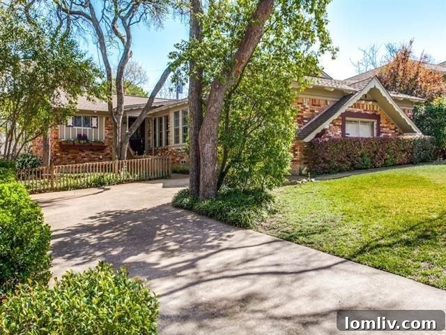Lochwood Cottage Exterior - East Dallas