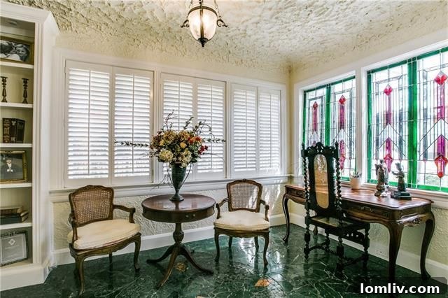 Your Weekend Passport to 5 Stellar Dallas Open Houses 20 Elegant dining room with original built-ins and hardwood floors at 6021 Mercedes Ave