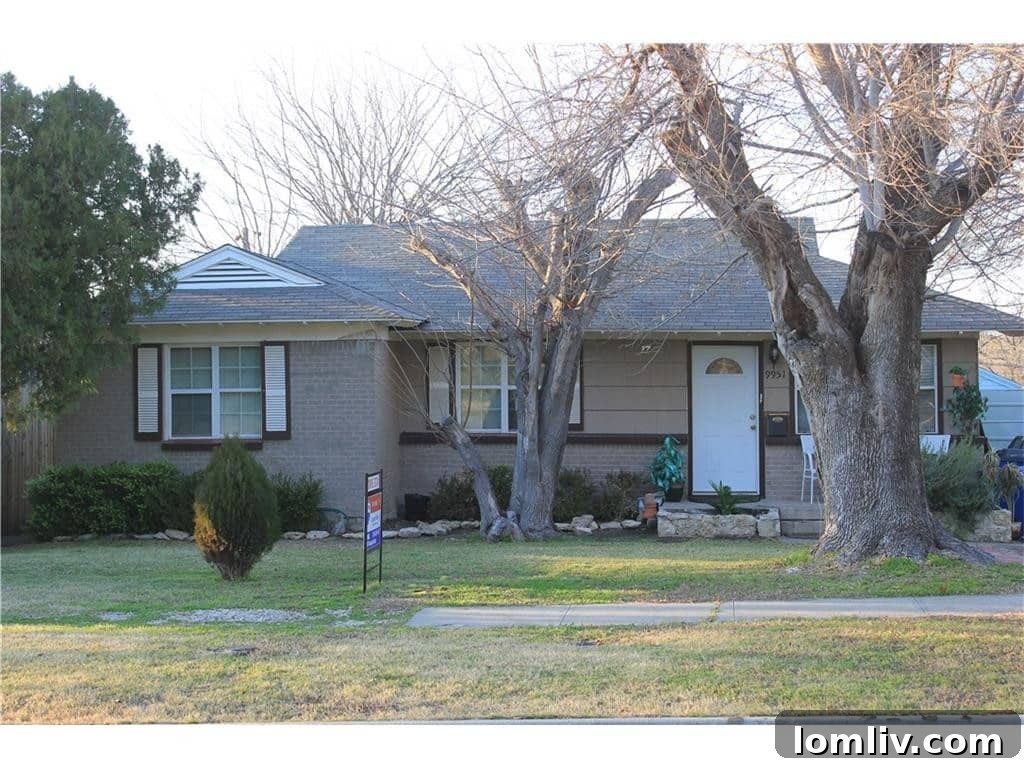 9951 Bowman Blvd, Dallas - Beige Exterior View