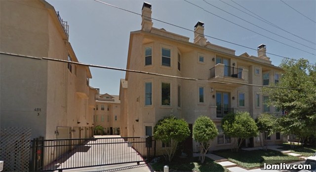 Sorano on Rawlins Street in Oaklawn