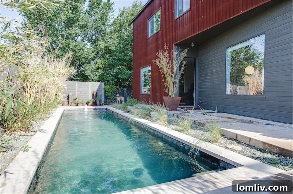 12_29_Vanguard_Way_hires-resized-950x629