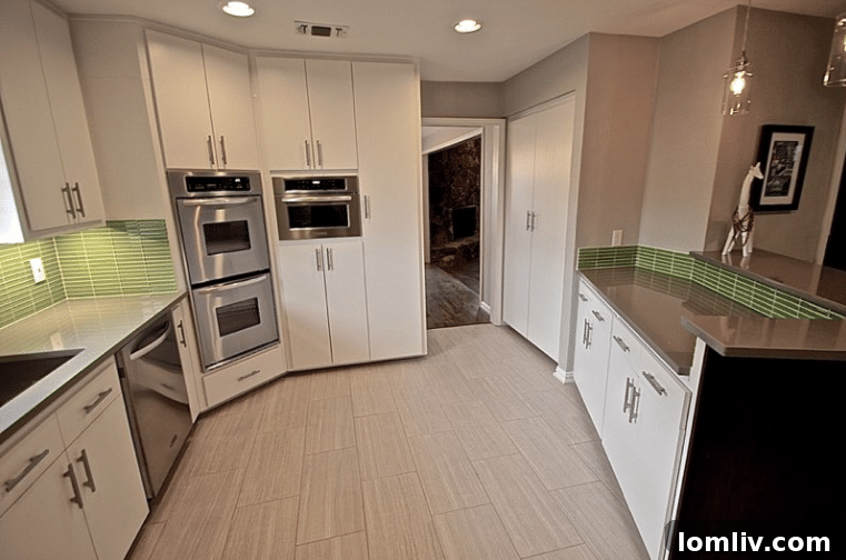 Kevin Twitty's Dream Reno Hits Market Wednesday 25 Overview of the open-plan kitchen, connecting to other living areas.