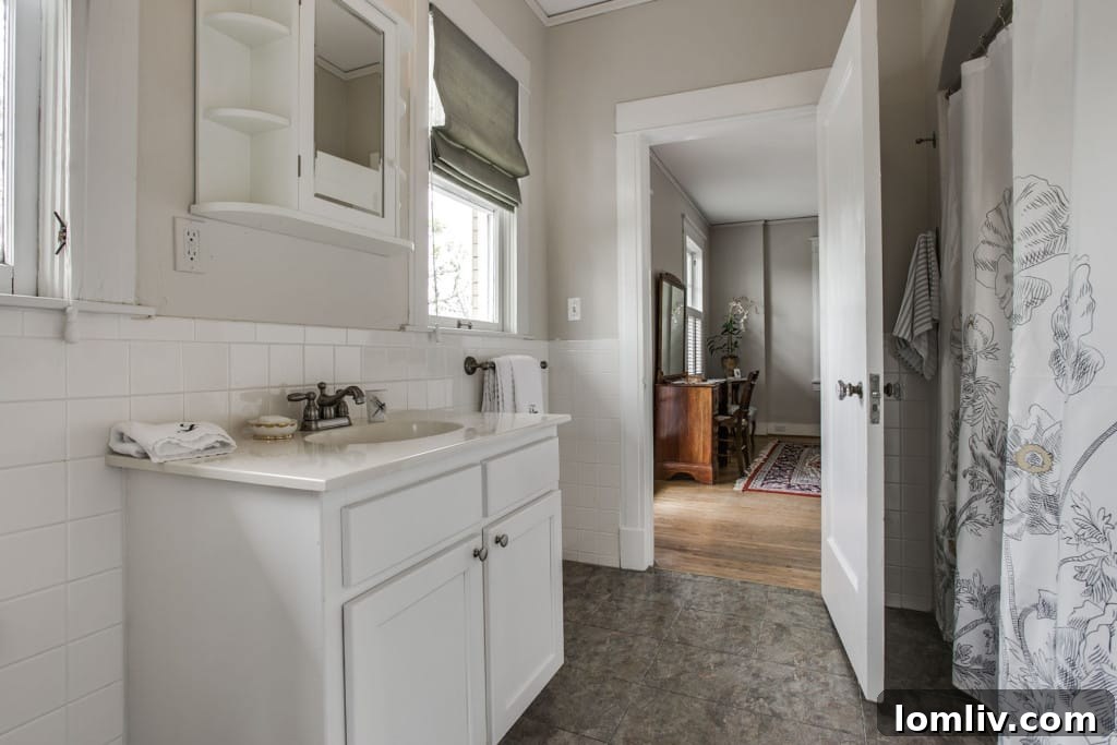 Historic Fort Worth Elizabeth Boulevard Villa: Grand Estate, Exceptional Value 11 One of Four Generous Bedrooms in Historic Elizabeth Boulevard Home