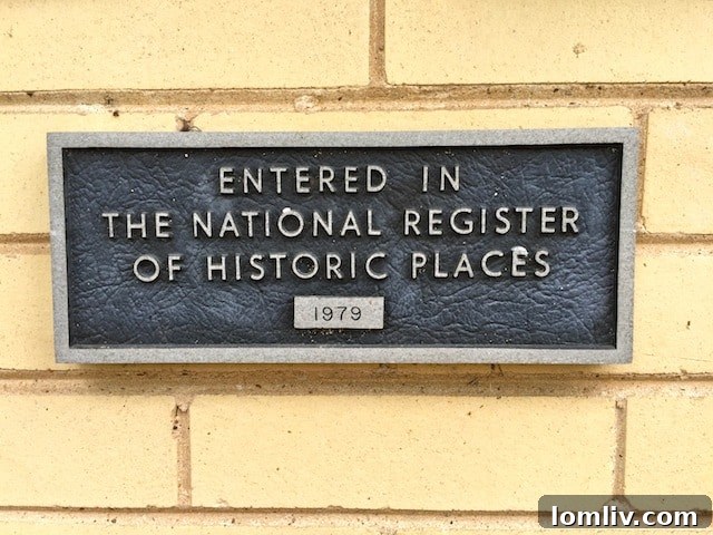 Historic Fort Worth Elizabeth Boulevard Villa: Grand Estate, Exceptional Value 3 Grand Entrance of 1521 Elizabeth Blvd Fort Worth