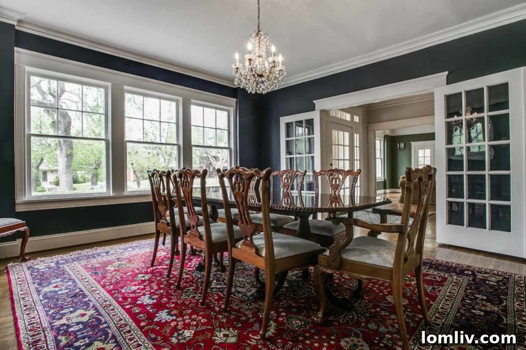 Historic Fort Worth Elizabeth Boulevard Villa: Grand Estate, Exceptional Value 6 Elegant Dining Room with Craftsman Windows at 1521 Elizabeth Boulevard