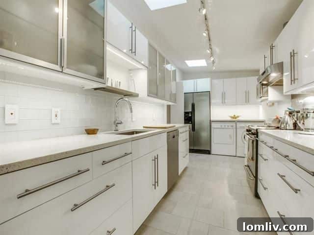 2210-Saint-Francis-i