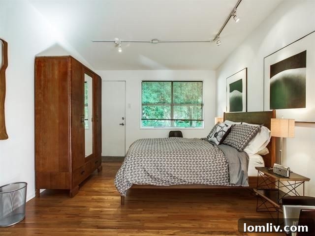 2210-Saint-Francis-m