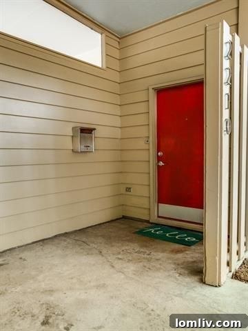 2210-Saint-Francis-a