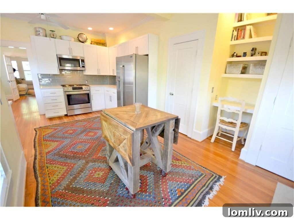 Vickery Place Cottage Dining Room