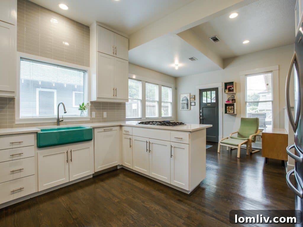 Sophisticated Living Space with High-End Finishes