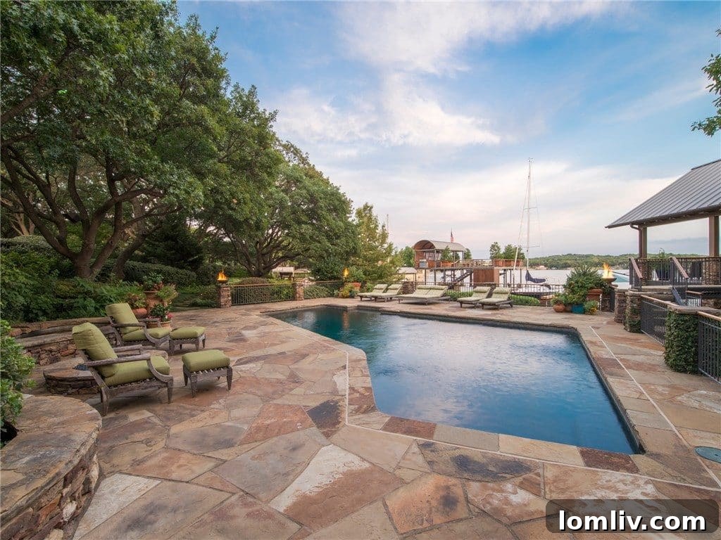 Luxury dock at John Goff's Mariposa del Lago estate