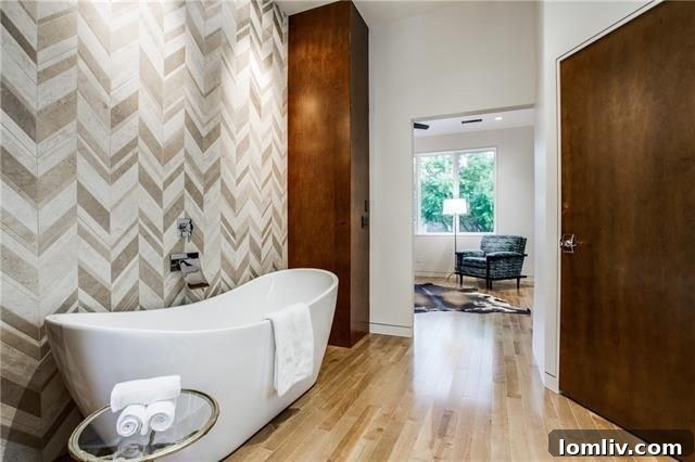 Modern Contemporary Home at 4428 Greenbrier Ct.