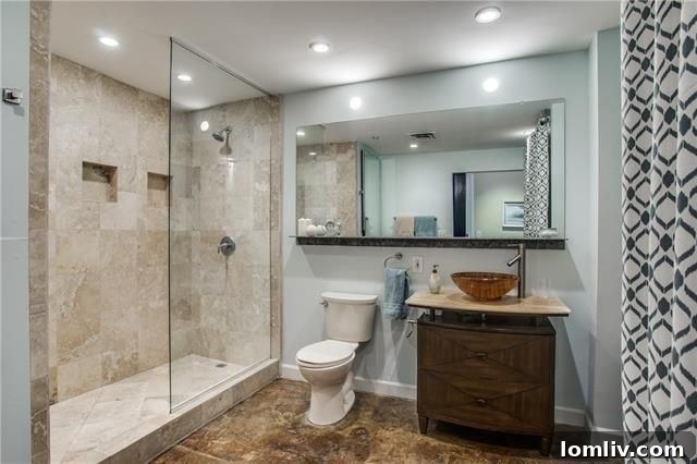 1122-Jackson-St-Apt-704-l